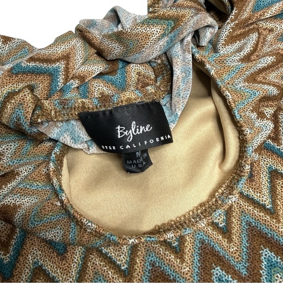 Byline Y2K Tank Top Size Medium - Picture 4 of 4